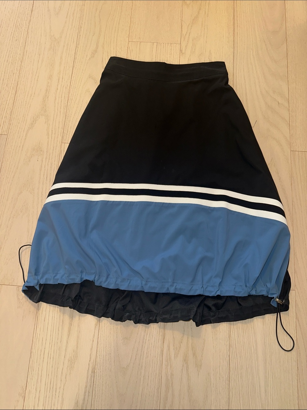 A-Line Sporty Black and Blue Colorblock Skirt with elastic waist.